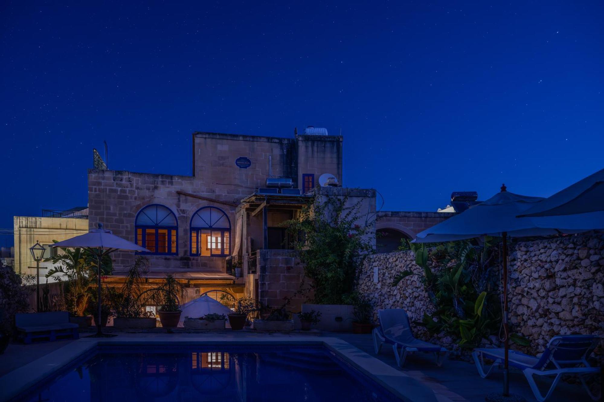 Botanica B&B Шаара Экстерьер фото